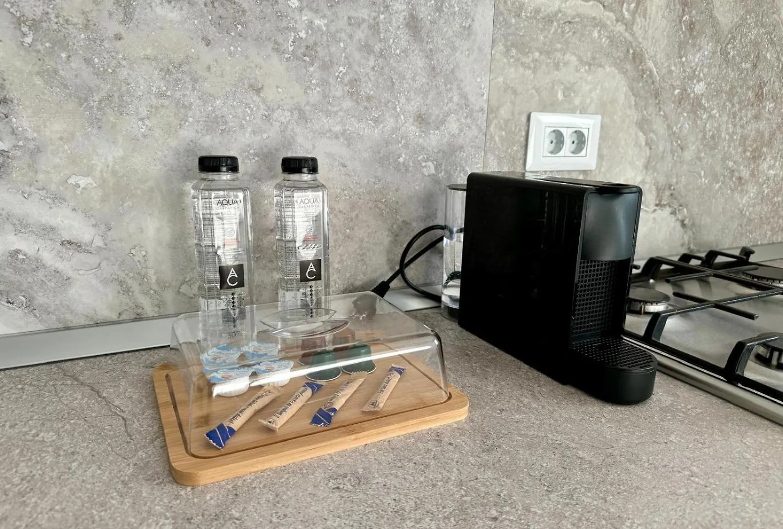 The Cozy Flat - Modern, New, 2 Rooms Apartment, Parking Bucharest 0*,  Romania