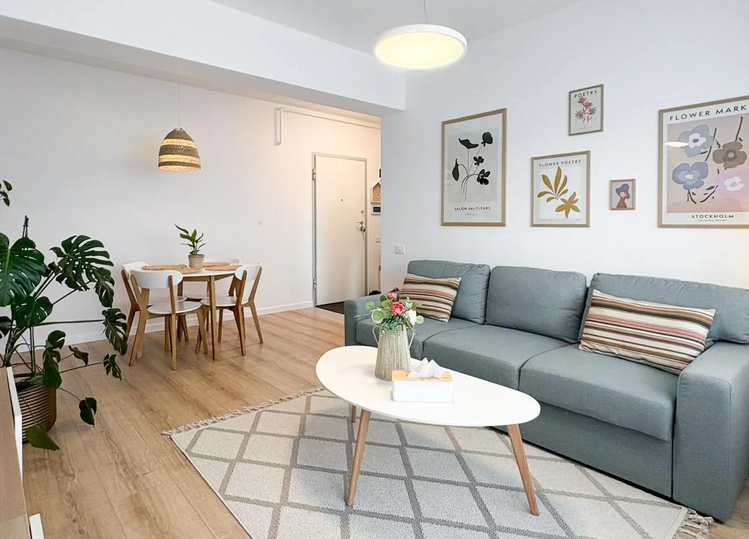 The Cozy Flat - Modern, New, 2 Rooms Apartment, Parking contacts